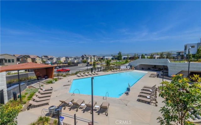 233 Sash, Irvine, CA 92618