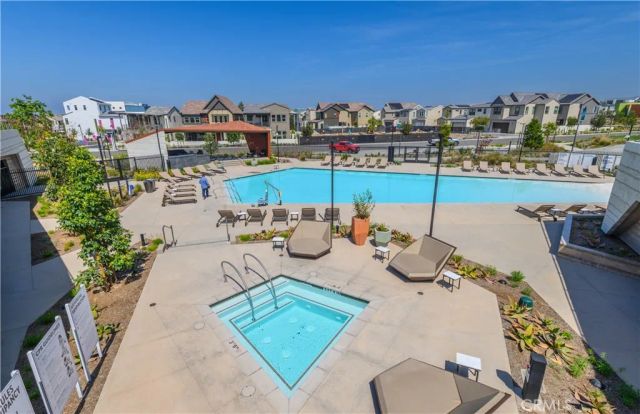 233 Sash, Irvine, CA 92618