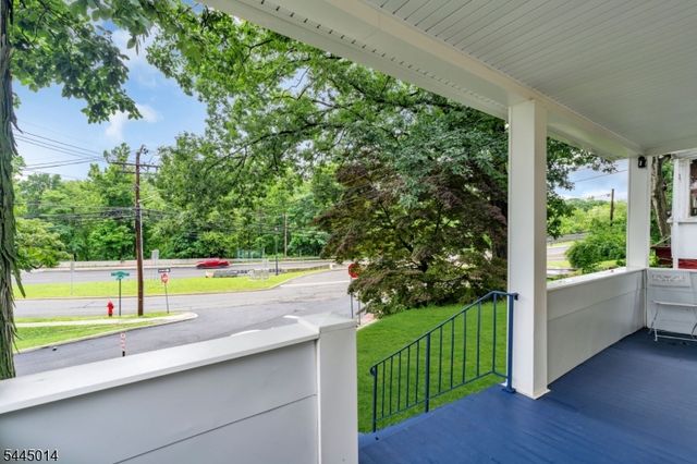 4 Park Heights Ave, Dover Town, NJ 07801
