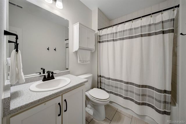 20750 E Beekman Place, Denver, CO 80249