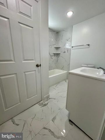 2312 GREENWICH ST, Philadelphia, PA 19146