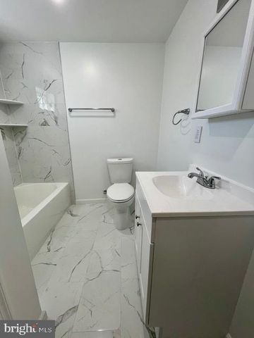 2312 GREENWICH ST, Philadelphia, PA 19146