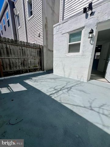 2312 GREENWICH ST, Philadelphia, PA 19146