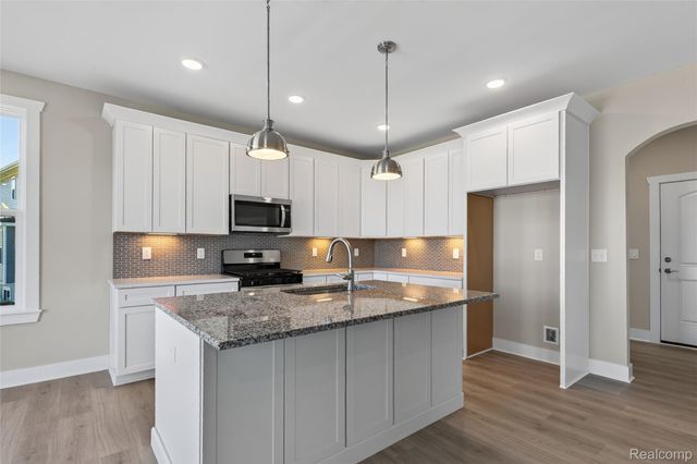 617 ROUND ROCK Drive, Marion Township, MI 48843