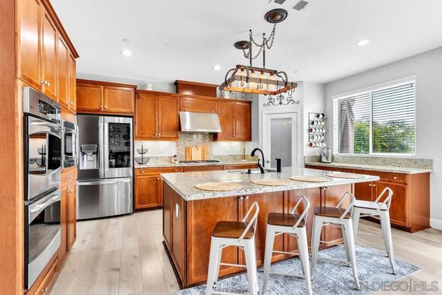 5282 Bella Vista St, Santee, CA 92071