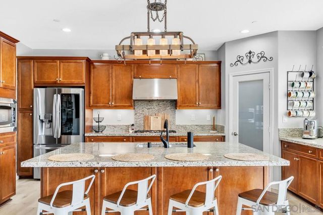 5282 Bella Vista St, Santee, CA 92071