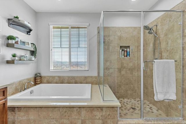 5282 Bella Vista St, Santee, CA 92071