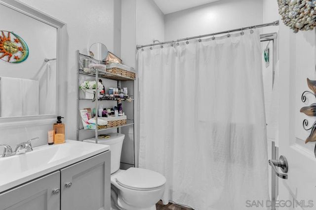 5282 Bella Vista St, Santee, CA 92071