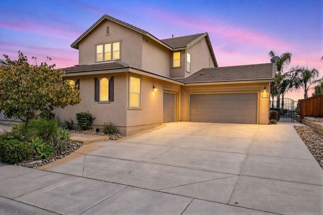 5282 Bella Vista St, Santee, CA 92071