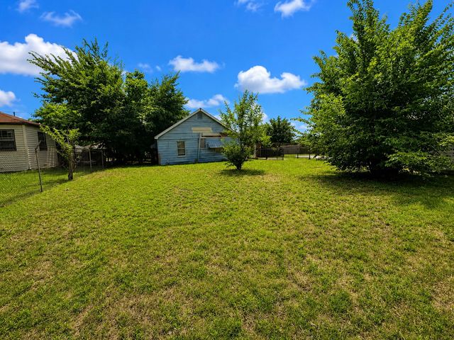 4015 Shadrack Drive, Dallas, TX 75212