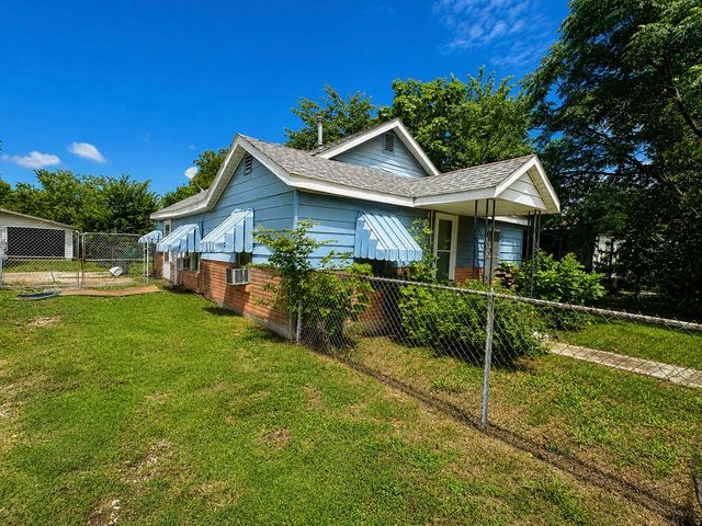 4015 Shadrack Drive, Dallas, TX 75212