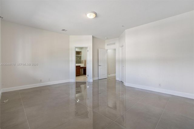 1772 NE 9th Street 7, Fort Lauderdale, FL 33304