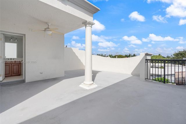 1772 NE 9th Street 7, Fort Lauderdale, FL 33304