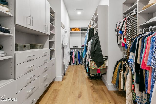 37200 N CAVE CREEK Road 1019, Scottsdale, AZ 85262