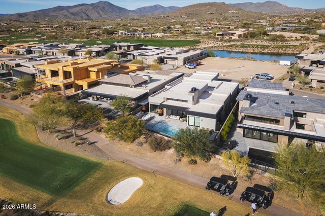 37200 N CAVE CREEK Road 1019, Scottsdale, AZ 85262