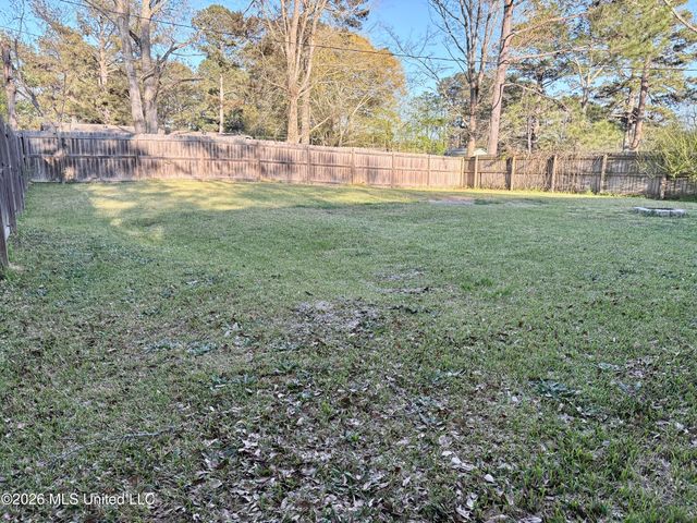 1305 Frances Avenue, Magee, MS 39111