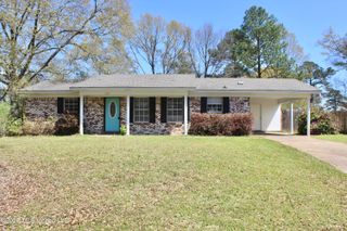 1305 Frances Avenue, Magee, MS 39111