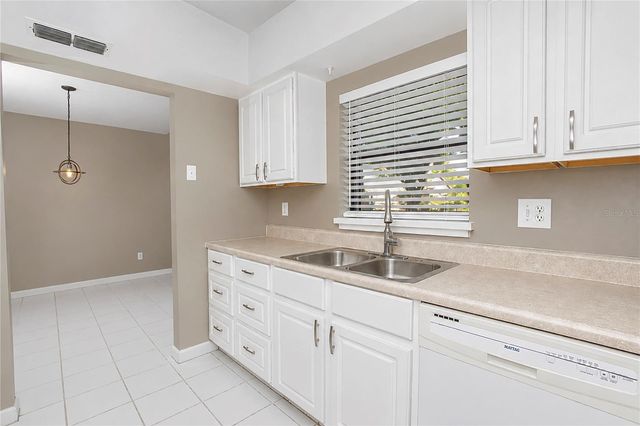 7621 RUTHWIND COURT, Orlando, FL 32822