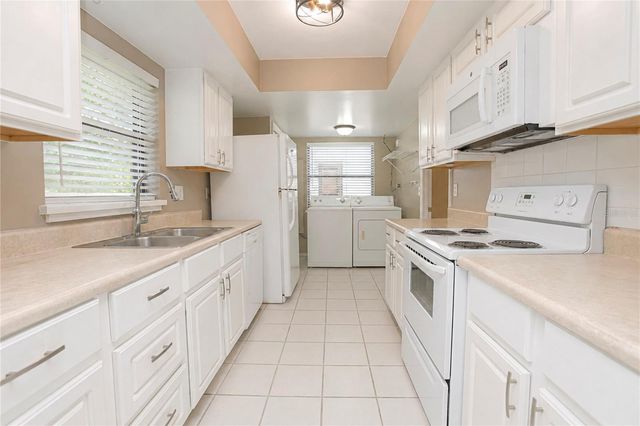 7621 RUTHWIND COURT, Orlando, FL 32822