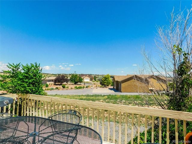 1880 E Escalante Court, Pueblo West, CO 81007
