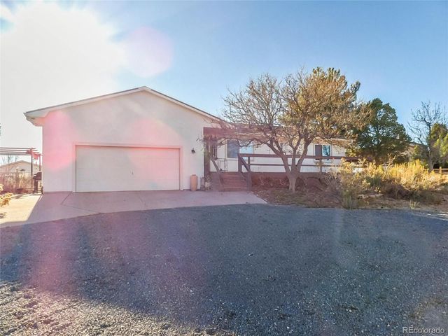 1880 E Escalante Court, Pueblo West, CO 81007