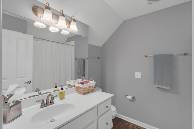10516 Elderberry Drive, Plain City, OH 43064
