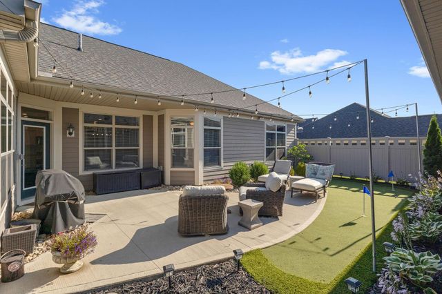 10516 Elderberry Drive, Plain City, OH 43064