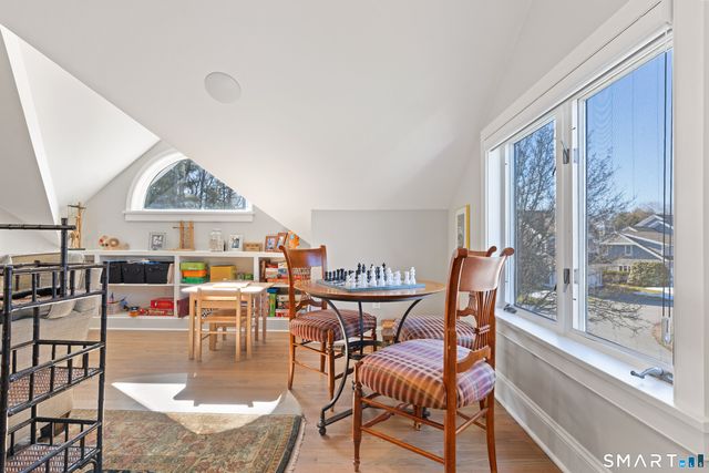 15 Linden Shores 15, Branford, CT 06405