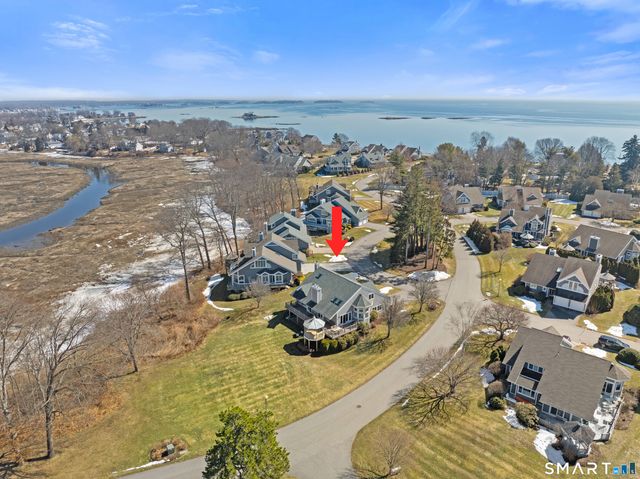 15 Linden Shores 15, Branford, CT 06405