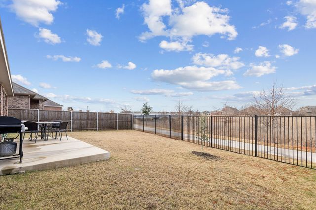 715 Philadelphia Street, Fate, TX 75189