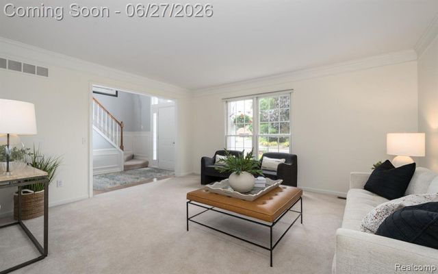 3715 Rolling Hills Court, Lake Orion, MI 48359