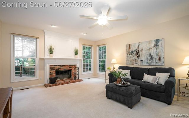 3715 Rolling Hills Court, Lake Orion, MI 48359