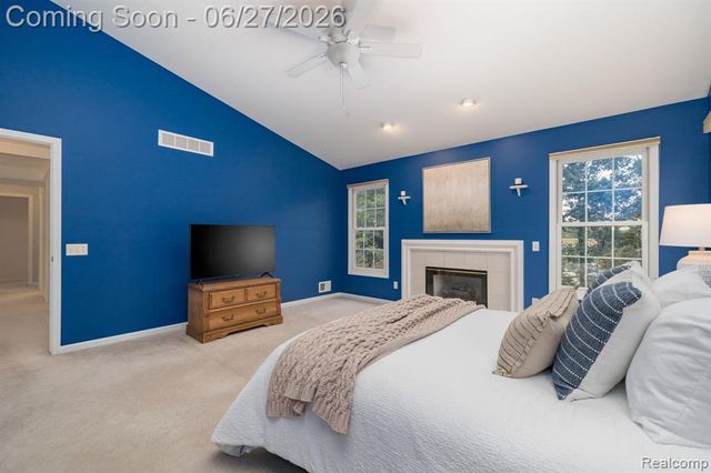 3715 Rolling Hills Court, Lake Orion, MI 48359