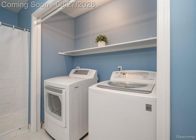 3715 Rolling Hills Court, Lake Orion, MI 48359
