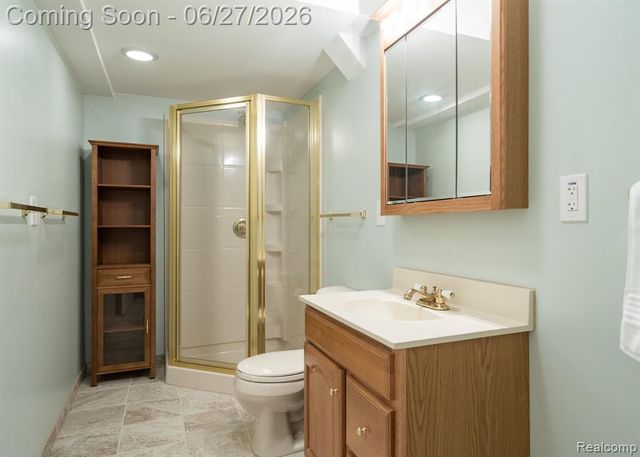 3715 Rolling Hills Court, Lake Orion, MI 48359