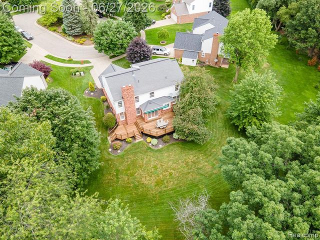 3715 Rolling Hills Court, Lake Orion, MI 48359