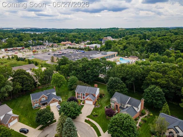 3715 Rolling Hills Court, Lake Orion, MI 48359