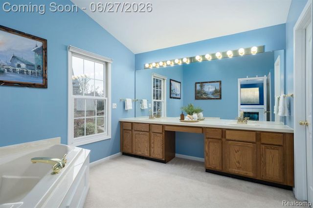 3715 Rolling Hills Court, Lake Orion, MI 48359