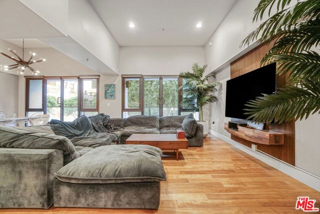 460 S Spring Street 212, Los Angeles, CA 90013