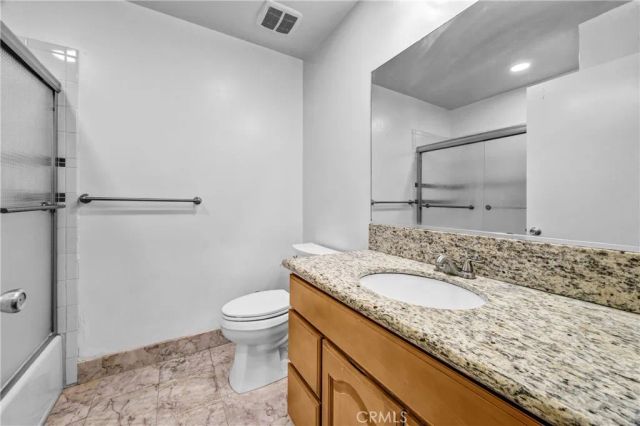 4828 W 5th E, Santa Ana, CA 92703