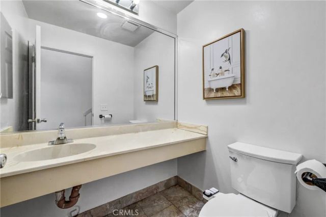 4828 W 5th E, Santa Ana, CA 92703