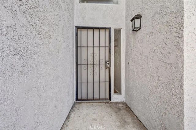4828 W 5th E, Santa Ana, CA 92703