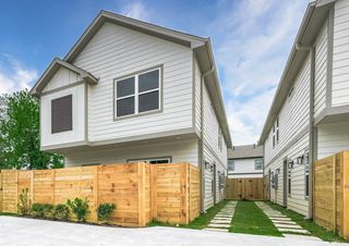 787 Fortune Street B, Houston, TX 77088