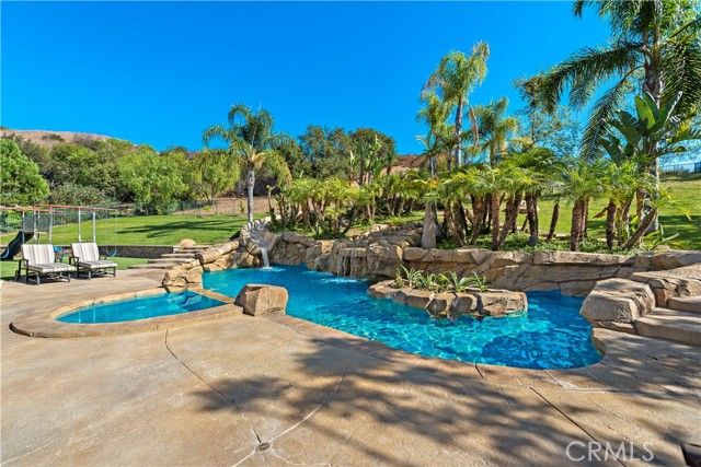 8 Olympic, Laguna Hills, CA 92679