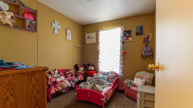 143 Honeysuckle Street, Defuniak Springs, FL 32433