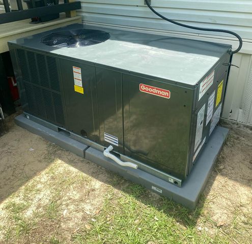 143 Honeysuckle Street, Defuniak Springs, FL 32433