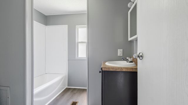 143 Honeysuckle Street, Defuniak Springs, FL 32433