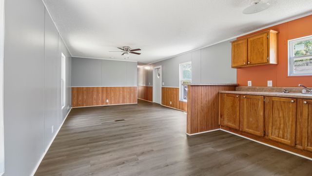 143 Honeysuckle Street, Defuniak Springs, FL 32433