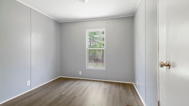 143 Honeysuckle Street, Defuniak Springs, FL 32433