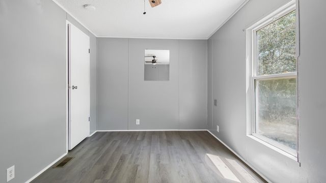 143 Honeysuckle Street, Defuniak Springs, FL 32433